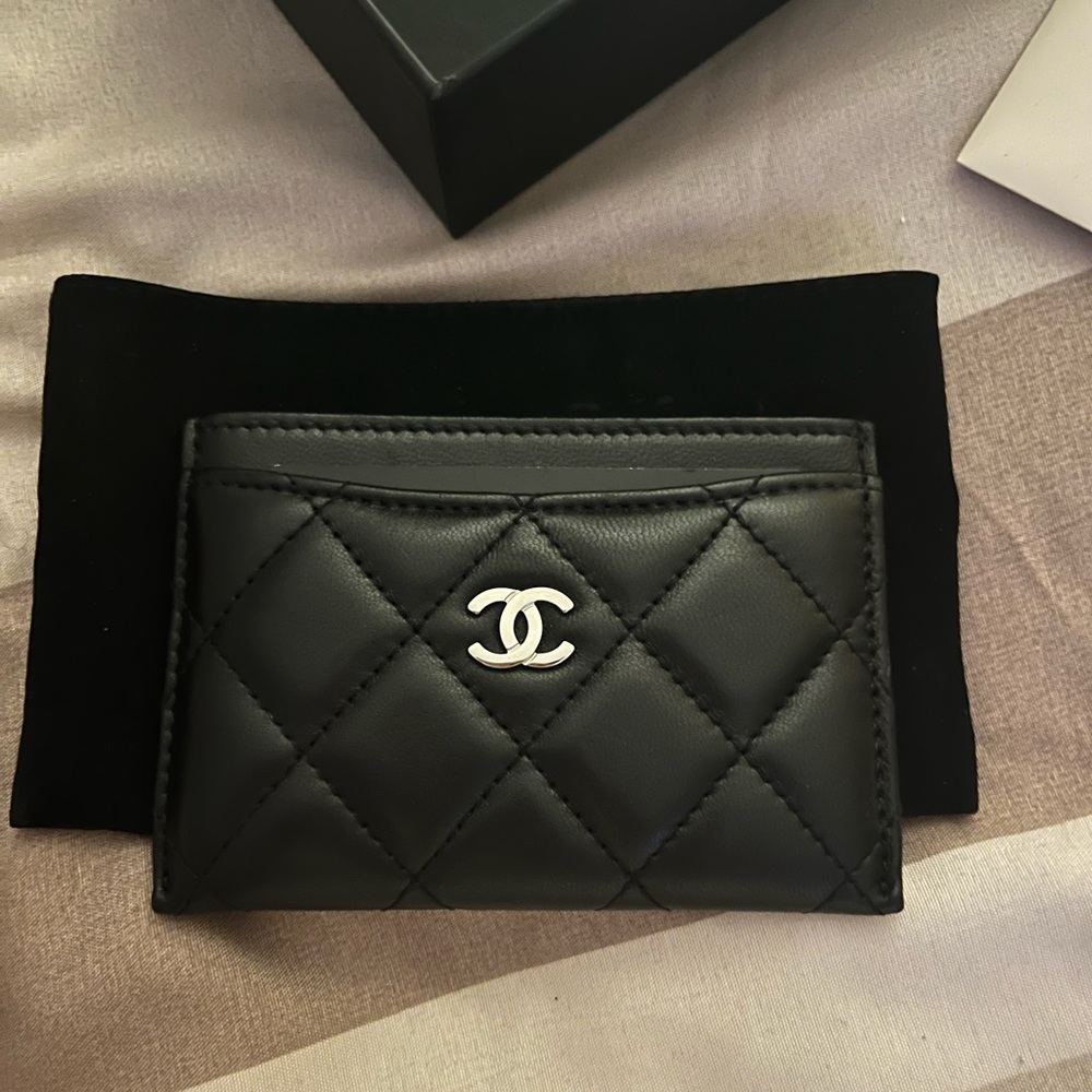 Chanel lambskin cardholder